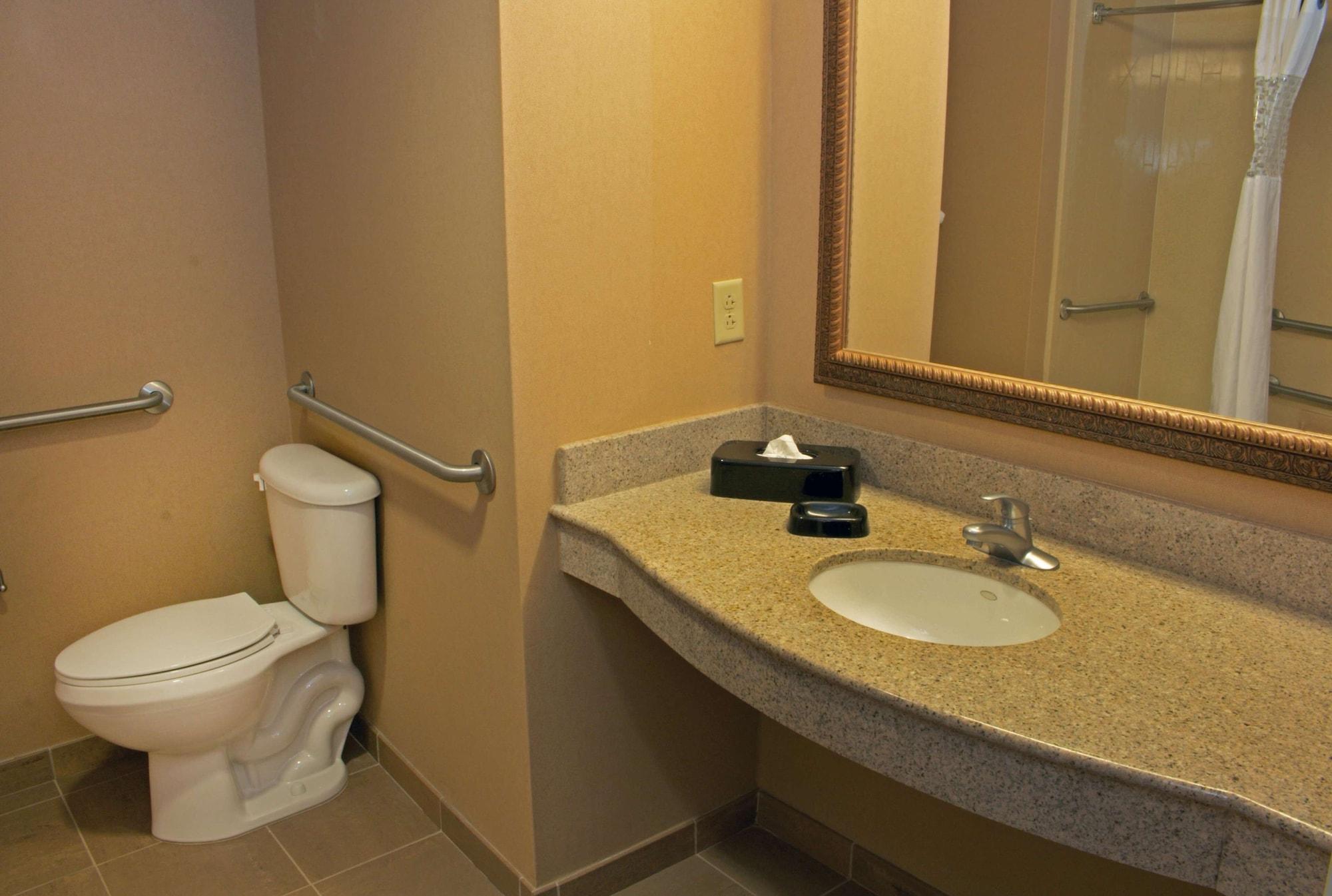Hampton Inn & Suites Norfolk-Airport Extérieur photo