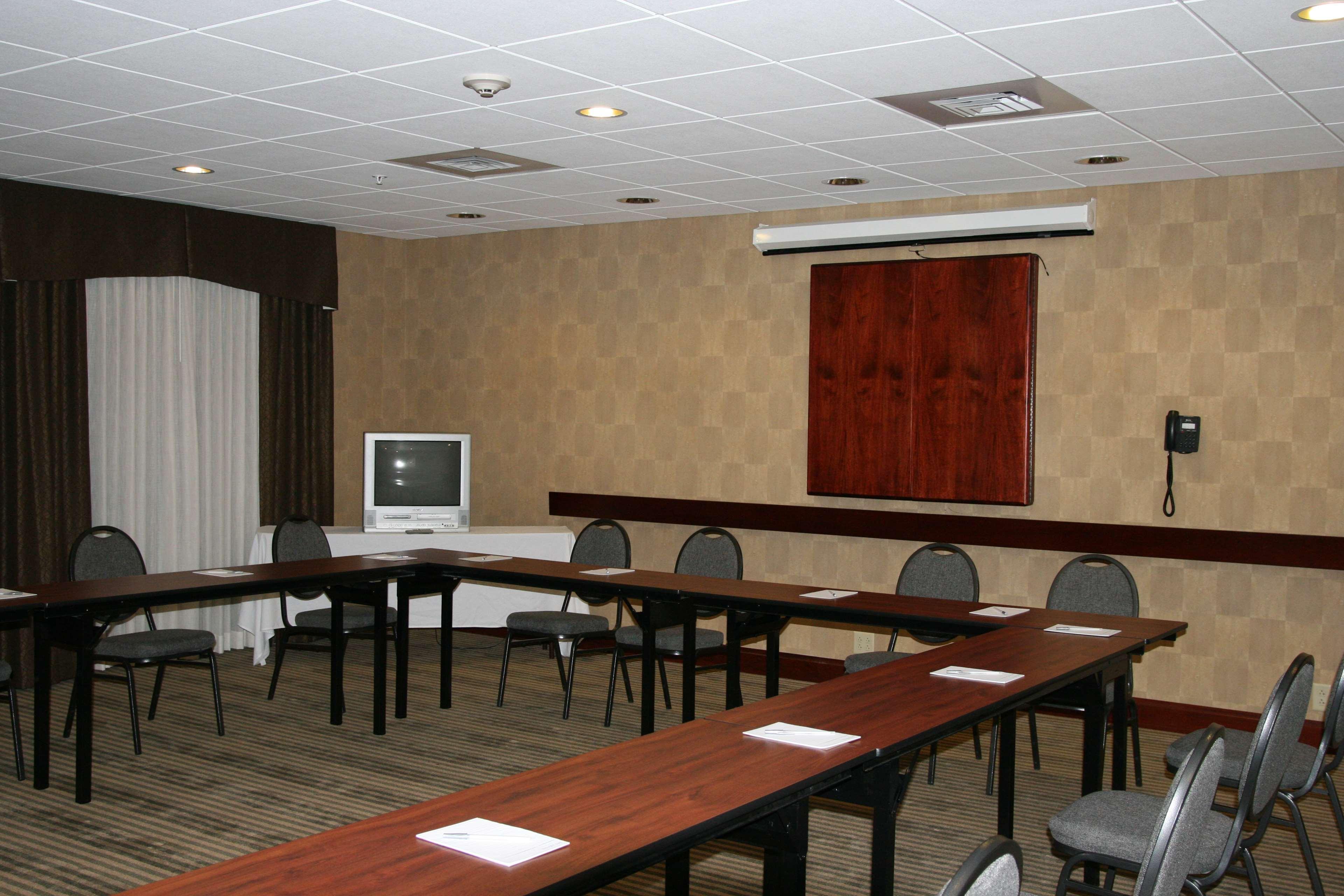 Hampton Inn & Suites Norfolk-Airport Extérieur photo