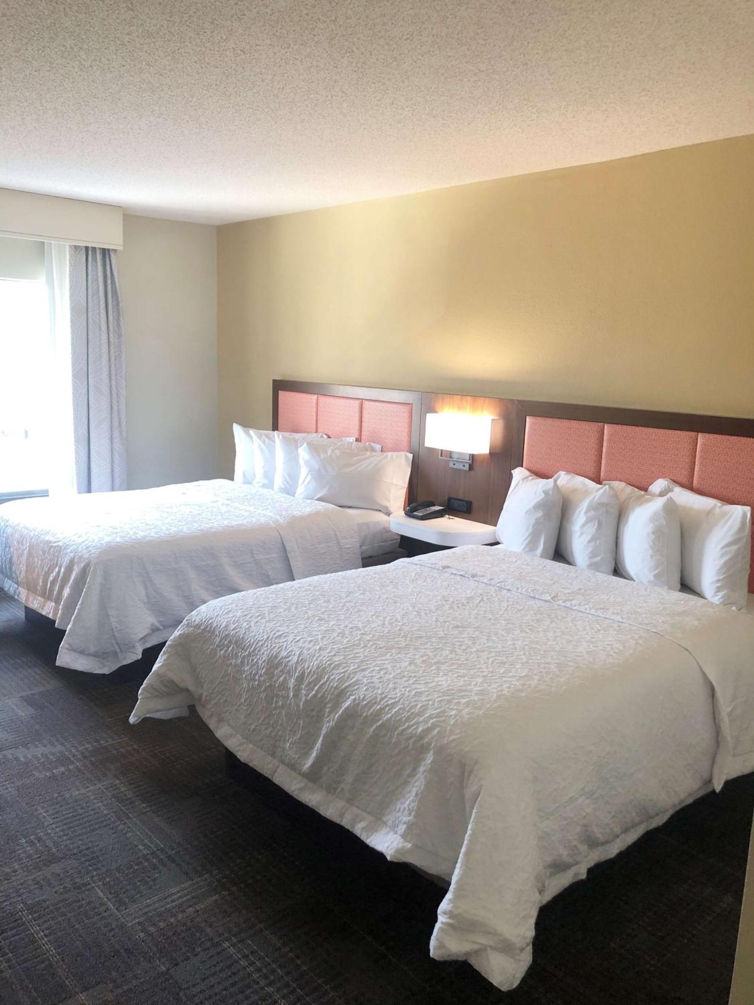 Hampton Inn & Suites Norfolk-Airport Extérieur photo