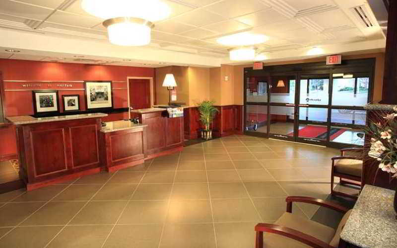 Hampton Inn & Suites Norfolk-Airport Extérieur photo